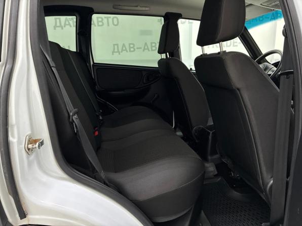 Chevrolet Niva I Рестайлинг с пробегом 2019 года, цена 745 000 рублей, 93000 км, внедорожник, Автокод Объявления