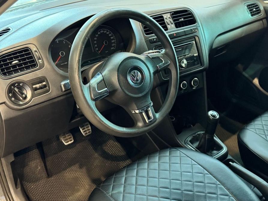 Volkswagen Polo V Санкт-Петербург  - изображение 8