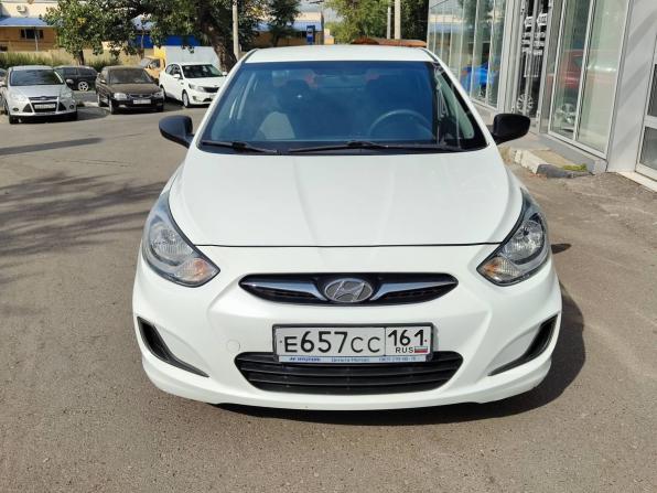 Hyundai Solaris I с пробегом 2014 года, цена 798 000 рублей, 203024 км, седан, Автокод Объявления