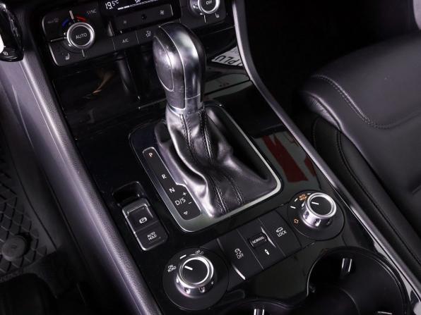 Volkswagen Touareg II с пробегом 2013 года, цена 1 920 000 рублей, 183000 км, внедорожник, Автокод Объявления