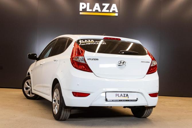 Hyundai Solaris I Рестайлинг с пробегом 2015 года, цена 899 000 рублей, 205368 км, хэтчбек, Автокод Объявления