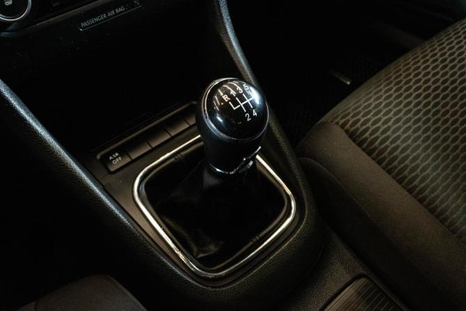 Volkswagen Golf VI с пробегом 2012 года, цена 879 000 рублей, 261053 км, хэтчбек, Автокод Объявления