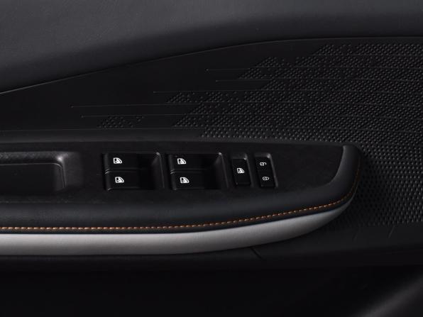 Changan UNI-V I с пробегом 2024 года, цена 2 599 995 рублей, 23784 км, лифтбек, Автокод Объявления
