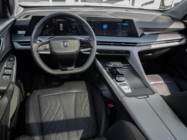 Changan CS75 Plus III с пробегом 2024 года, цена 2 475 000 рублей, 5077 км, внедорожник, Автокод Объявления