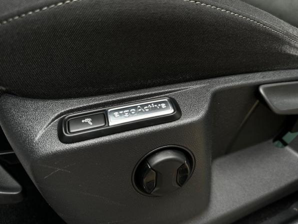 Volkswagen Tiguan II с пробегом 2018 года, цена 2 500 000 рублей, 124262 км, внедорожник, Автокод Объявления
