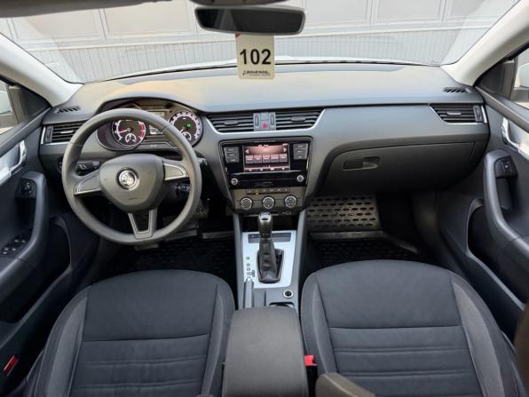 Skoda Octavia III (A7) Рестайлинг с пробегом 2018 года, цена 1 599 000 рублей, 188290 км, лифтбек, Автокод Объявления