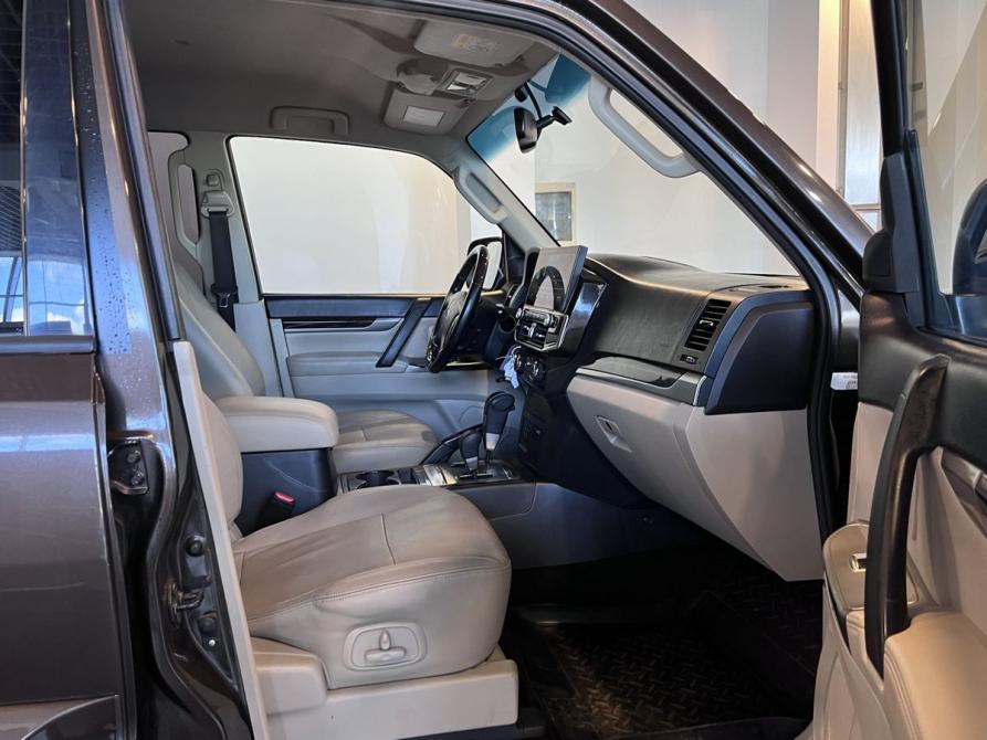 Mitsubishi Pajero IV Рестайлинг 2 Чебоксары  - изображение 26
