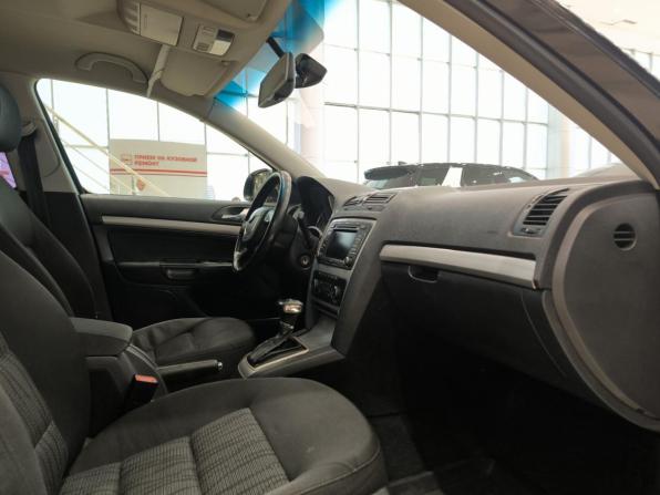 Skoda Octavia II (A5) Рестайлинг с пробегом 2010 года, цена 599 000 рублей, 241467 км, лифтбек, Автокод Объявления