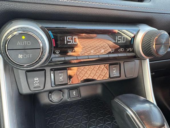 Toyota RAV4 V (XA50) с пробегом 2021 года, цена 3 100 000 рублей, 48084 км, внедорожник, Автокод Объявления
