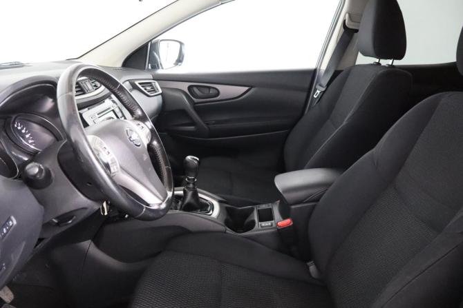 Nissan Qashqai II с пробегом 2018 года, цена 1 599 000 рублей, 113000 км, внедорожник, Автокод Объявления