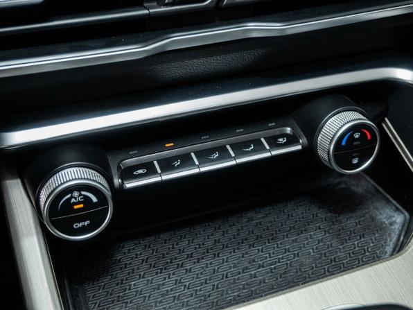 Geely Coolray I с пробегом 2022 года, цена 1 696 000 рублей, 49296 км, внедорожник, Автокод Объявления