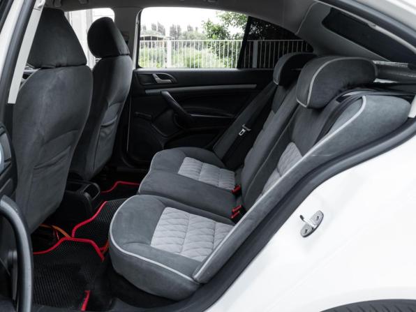 Skoda Octavia II (A5) Рестайлинг с пробегом 2011 года, цена 999 000 рублей, 221375 км, лифтбек, Автокод Объявления