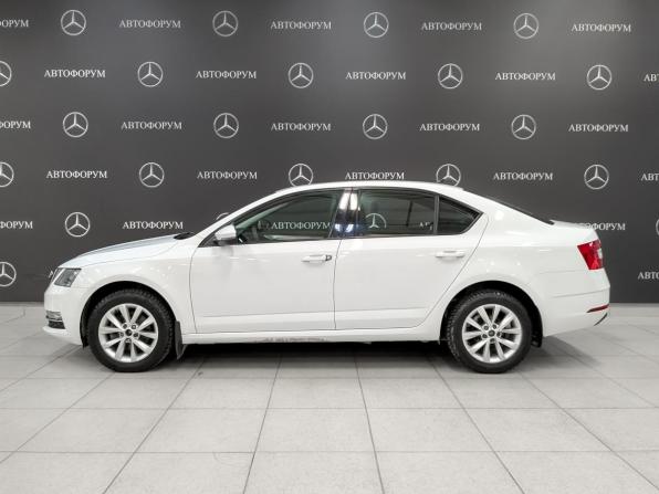 Skoda Octavia III (A7) Рестайлинг с пробегом 2019 года, цена 1 320 000 рублей, 92770 км, лифтбек, Автокод Объявления