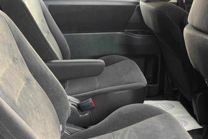 Toyota Noah II (R70) с пробегом 2012 года, цена 1 889 000 рублей, 198000 км, минивэн, Автокод Объявления