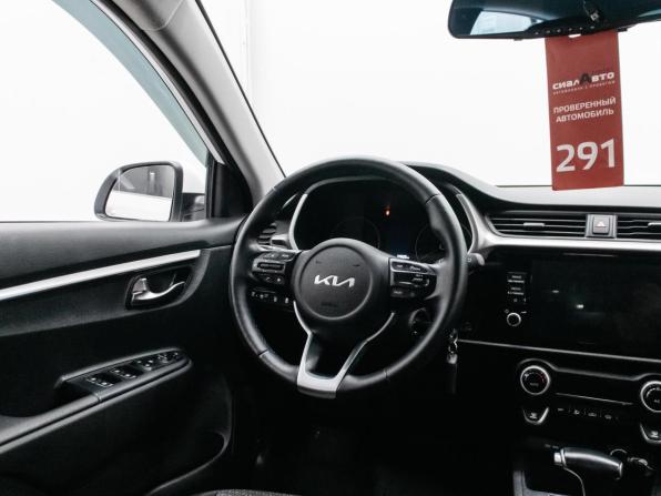 Kia Rio IV Рестайлинг с пробегом 2022 года, цена 2 236 000 рублей, 28826 км, хэтчбек, Автокод Объявления
