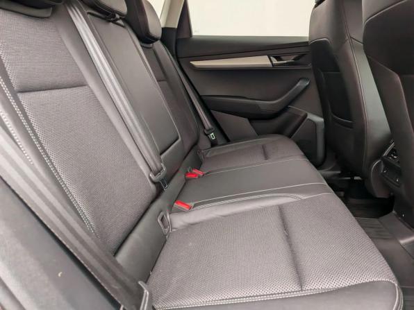 Skoda Karoq I с пробегом 2020 года, цена 2 430 000 рублей, 79969 км, внедорожник, Автокод Объявления