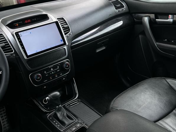 Kia Sorento II Рестайлинг с пробегом 2015 года, цена 2 150 000 рублей, 173585 км, внедорожник, Автокод Объявления
