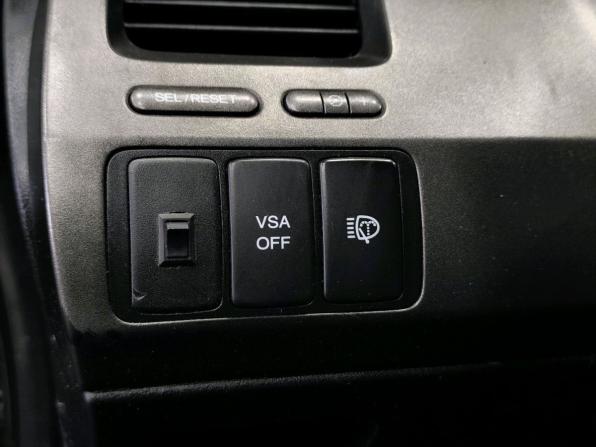 Honda Civic VIII Рестайлинг с пробегом 2009 года, цена 690 000 рублей, 232649 км, седан, Автокод Объявления