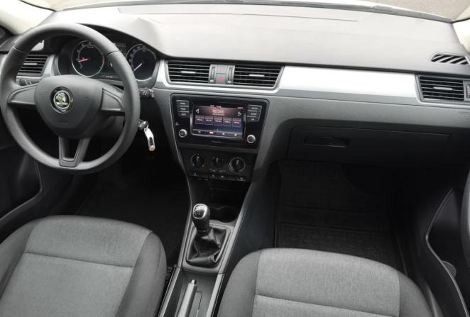 Skoda Rapid I с пробегом 2017 года, цена 1 270 000 рублей, 120000 км, лифтбек, Автокод Объявления