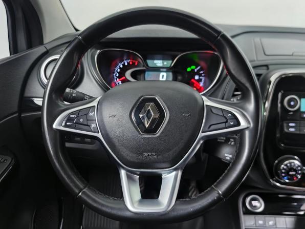 Renault Kaptur I Рестайлинг с пробегом 2022 года, цена 1 549 000 рублей, 122280 км, внедорожник, Автокод Объявления