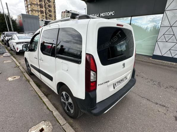 Peugeot Partner II с пробегом 2011 года, цена 459 000 рублей, 233000 км, компактвэн, Автокод Объявления