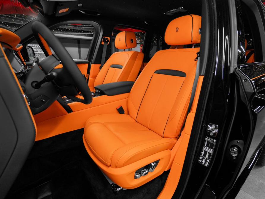 Rolls-Royce Cullinan I Рестайлинг Москва  - изображение 14