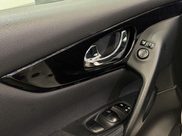 Nissan Qashqai II с пробегом 2014 года, цена 1 449 000 рублей, 117378 км, внедорожник, Автокод Объявления