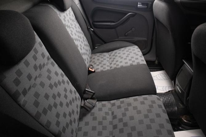 Ford Focus II с пробегом 2005 года, цена 349 000 рублей, 246000 км, седан, Автокод Объявления