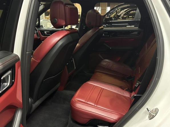 Porsche Cayenne III с пробегом 2018 года, цена 5 697 000 рублей, 114000 км, внедорожник, Автокод Объявления