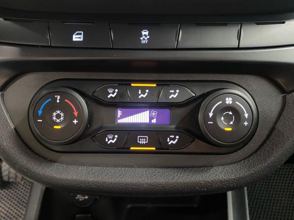 Lada (ВАЗ) Vesta I с пробегом 2022 года, цена 990 000 рублей, 106420 км, седан, Автокод Объявления