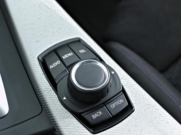 BMW 3 серии VI (F3x) Рестайлинг с пробегом 2017 года, цена 2 690 000 рублей, 75824 км, седан, Автокод Объявления