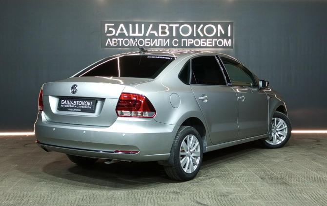 Volkswagen Polo V Рестайлинг с пробегом 2017 года, цена 1 120 000 рублей, 91133 км, седан, Автокод Объявления