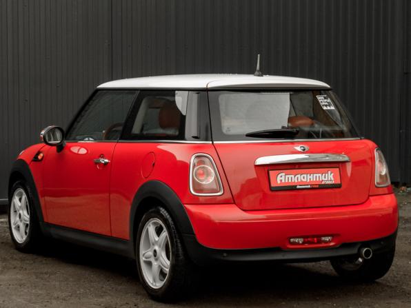 Mini Hatch II (R56) Рестайлинг с пробегом 2012 года, цена 1 000 000 рублей, 105971 км, хэтчбек, Автокод Объявления