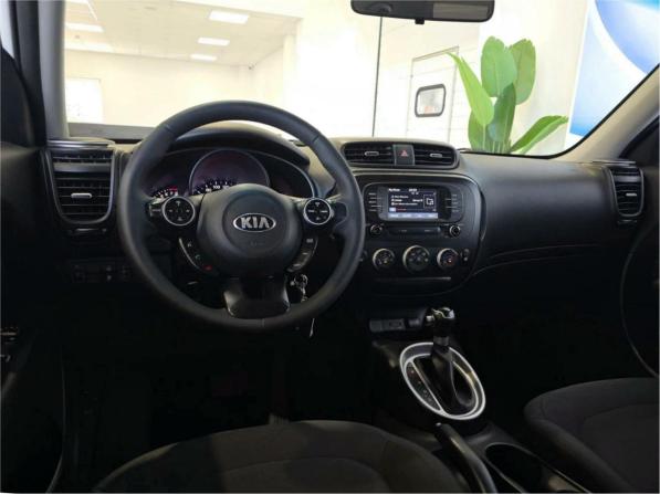 Kia Soul II Рестайлинг с пробегом 2018 года, цена 1 640 000 рублей, 90000 км, хэтчбек, Автокод Объявления