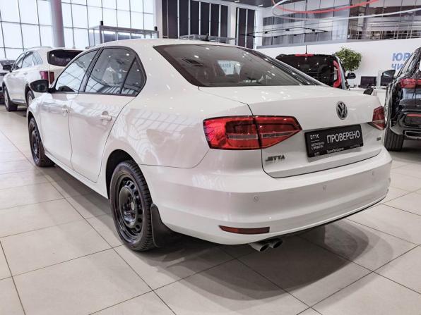 Volkswagen Jetta VI Рестайлинг с пробегом 2015 года, цена 1 050 000 рублей, 152320 км, седан, Автокод Объявления