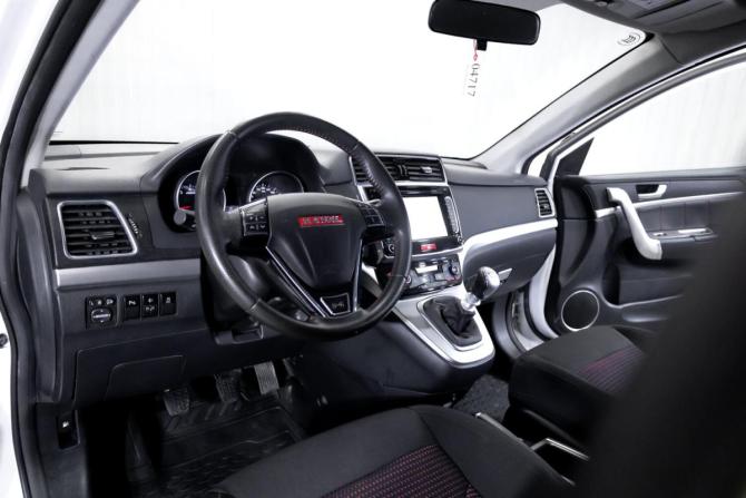 Haval H6 I с пробегом 2018 года, цена 1 499 000 рублей, 110379 км, внедорожник, Автокод Объявления