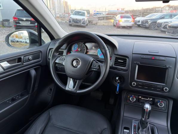 Volkswagen Touareg II с пробегом 2013 года, цена 1 895 000 рублей, 216000 км, внедорожник, Автокод Объявления