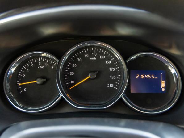 Renault Logan II с пробегом 2014 года, цена 578 000 рублей, 216455 км, седан, Автокод Объявления