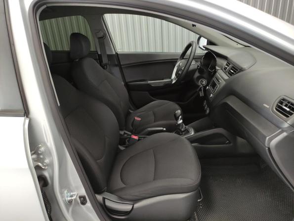 Kia Rio III Рестайлинг с пробегом 2017 года, цена 1 129 000 рублей, 115084 км, седан, Автокод Объявления