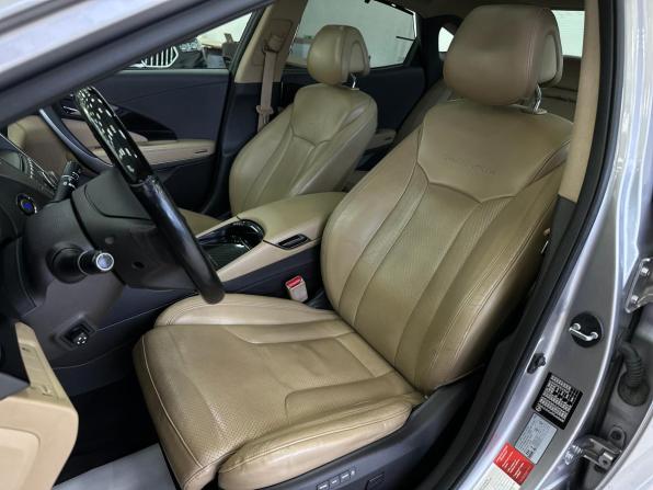 Hyundai Grandeur V с пробегом 2012 года, цена 1 590 000 рублей, 131336 км, седан, Автокод Объявления