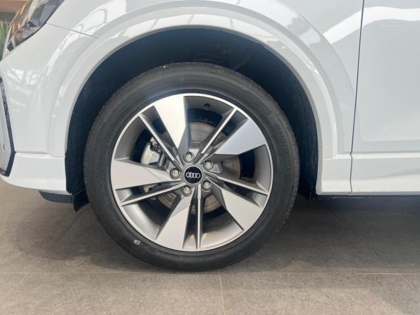 Audi Q2 I Рестайлинг с пробегом 2025 года, цена 3 999 000 рублей, 15 км, внедорожник, Автокод Объявления