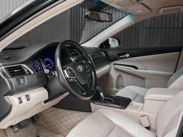 Toyota Camry VII (XV50) Рестайлинг с пробегом 2015 года, цена 2 150 000 рублей, 245120 км, седан, Автокод Объявления