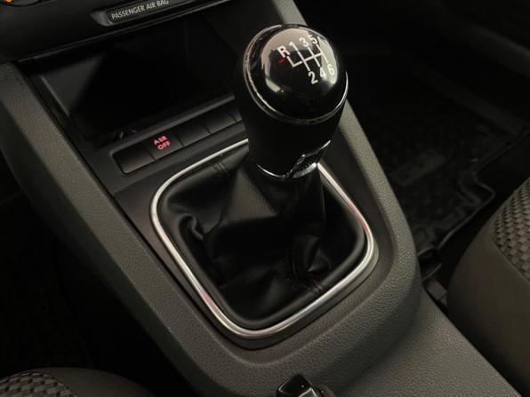 Volkswagen Jetta VI с пробегом 2012 года, цена 812 000 рублей, 242823 км, седан, Автокод Объявления