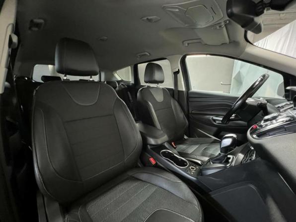 Ford Kuga II с пробегом 2015 года, цена 1 250 000 рублей, 130437 км, внедорожник, Автокод Объявления