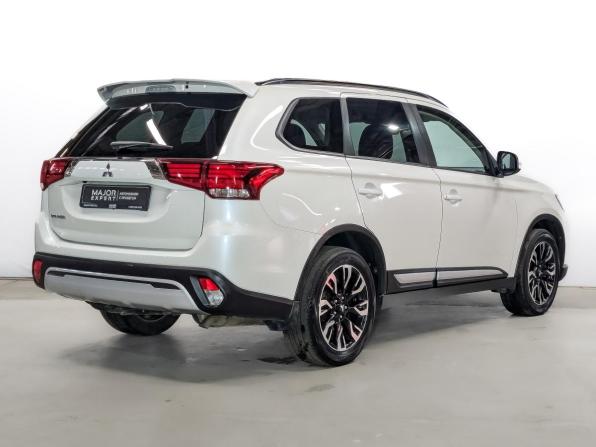 Mitsubishi Outlander III Рестайлинг 3 с пробегом 2021 года, цена 2 650 000 рублей, 76045 км, внедорожник, Автокод Объявления