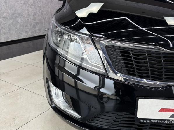 Kia Rio III Рестайлинг с пробегом 2015 года, цена 1 365 000 рублей, 33893 км, хэтчбек, Автокод Объявления