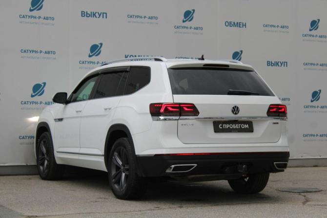 Volkswagen Atlas I Рестайлинг с пробегом 2021 года, цена 4 400 000 рублей, 60000 км, внедорожник, Автокод Объявления