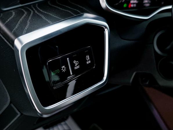 Audi A6 V (C8) с пробегом 2020 года, цена 4 900 000 рублей, 68549 км, седан, Автокод Объявления