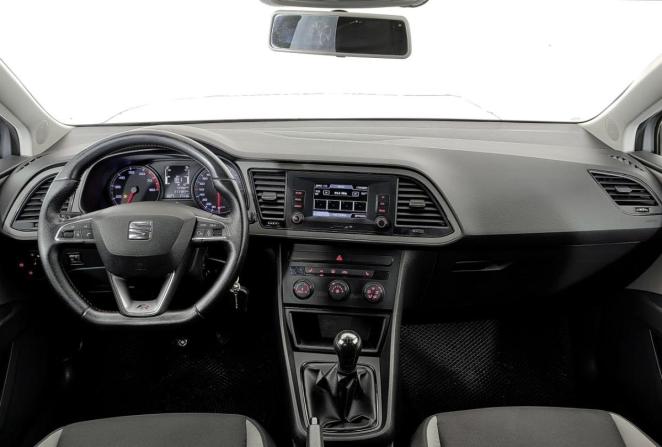 SEAT Leon III с пробегом 2013 года, цена 749 999 рублей, 211000 км, хэтчбек, Автокод Объявления