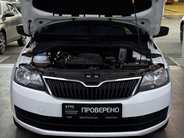 Skoda Rapid I Рестайлинг с пробегом 2017 года, цена 935 000 рублей, 197100 км, лифтбек, Автокод Объявления